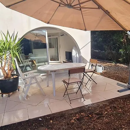 La Maison De La Pied Dans L Eau לה קיוטאט